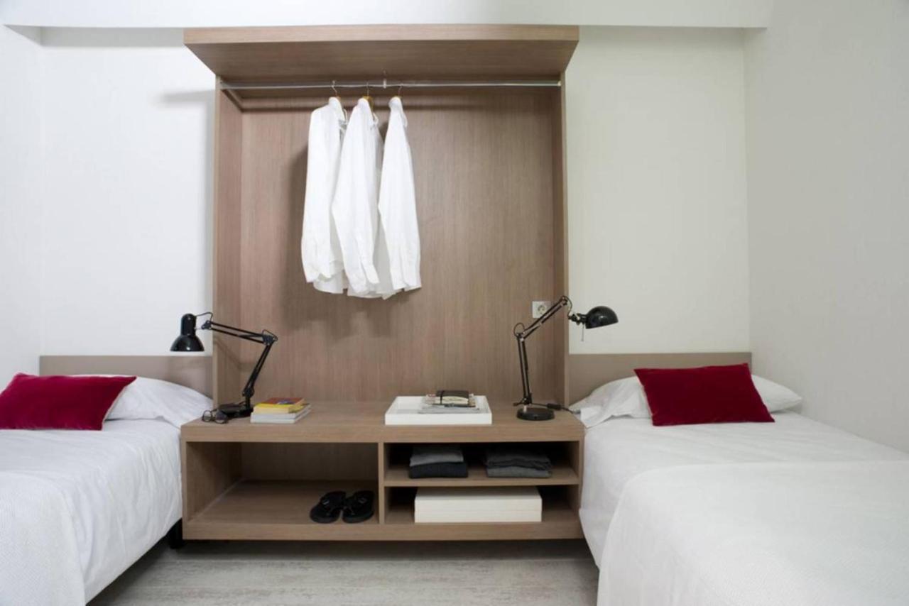 Eric Voekel Boutique Apartments - Gran Via Suites Barcelona Exterior photo