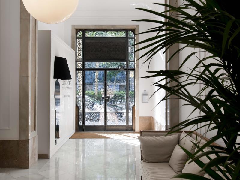 Eric Voekel Boutique Apartments - Gran Via Suites Barcelona Exterior photo
