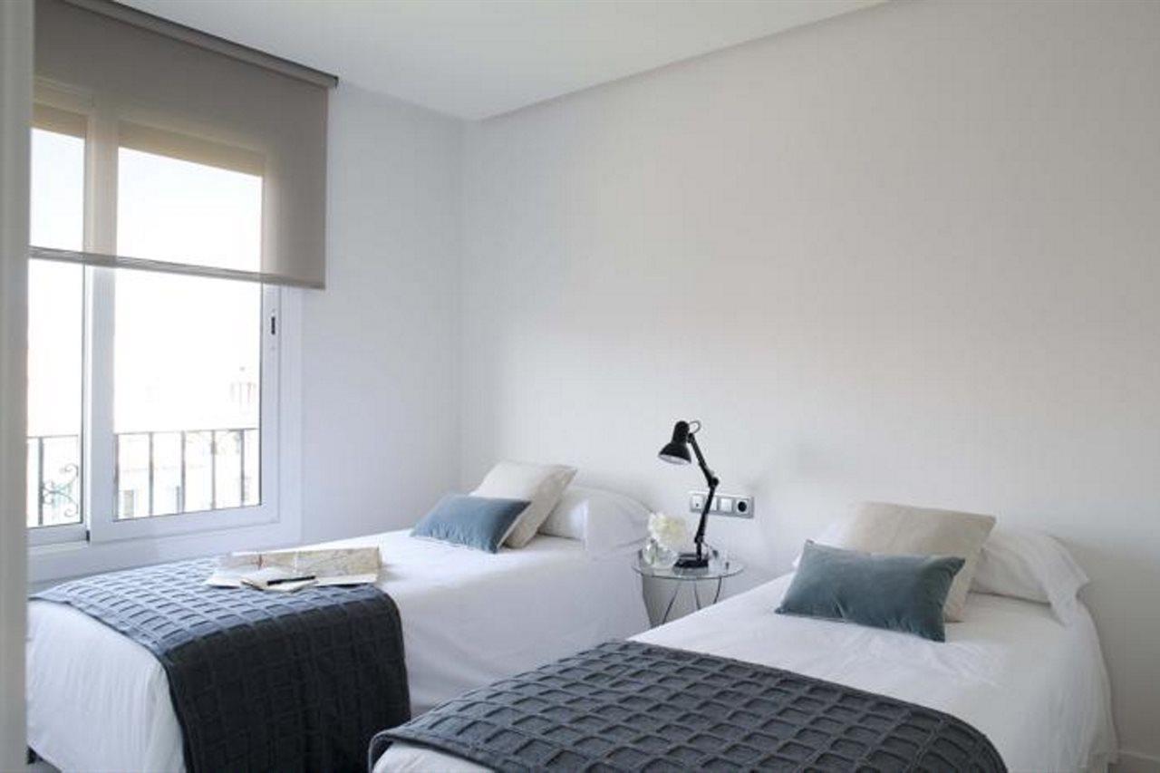Eric Voekel Boutique Apartments - Gran Via Suites Barcelona Exterior photo